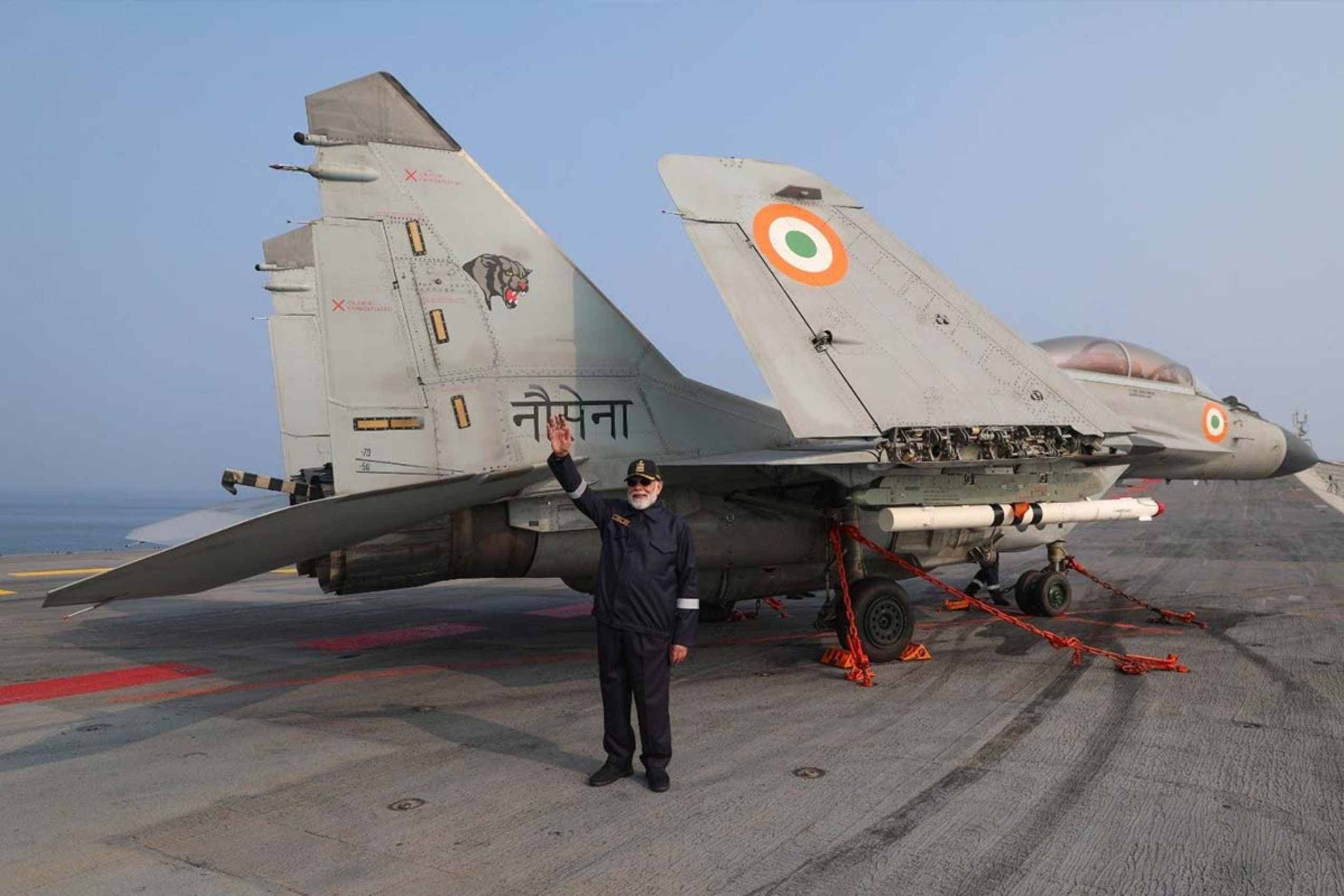 सियाचिन से कारवार तक प्रधानमंत्री मोदी की परंपरा कायम – हर दीवाली जवानों के संग मनाई, देशभक्ति और एकता का संदेश