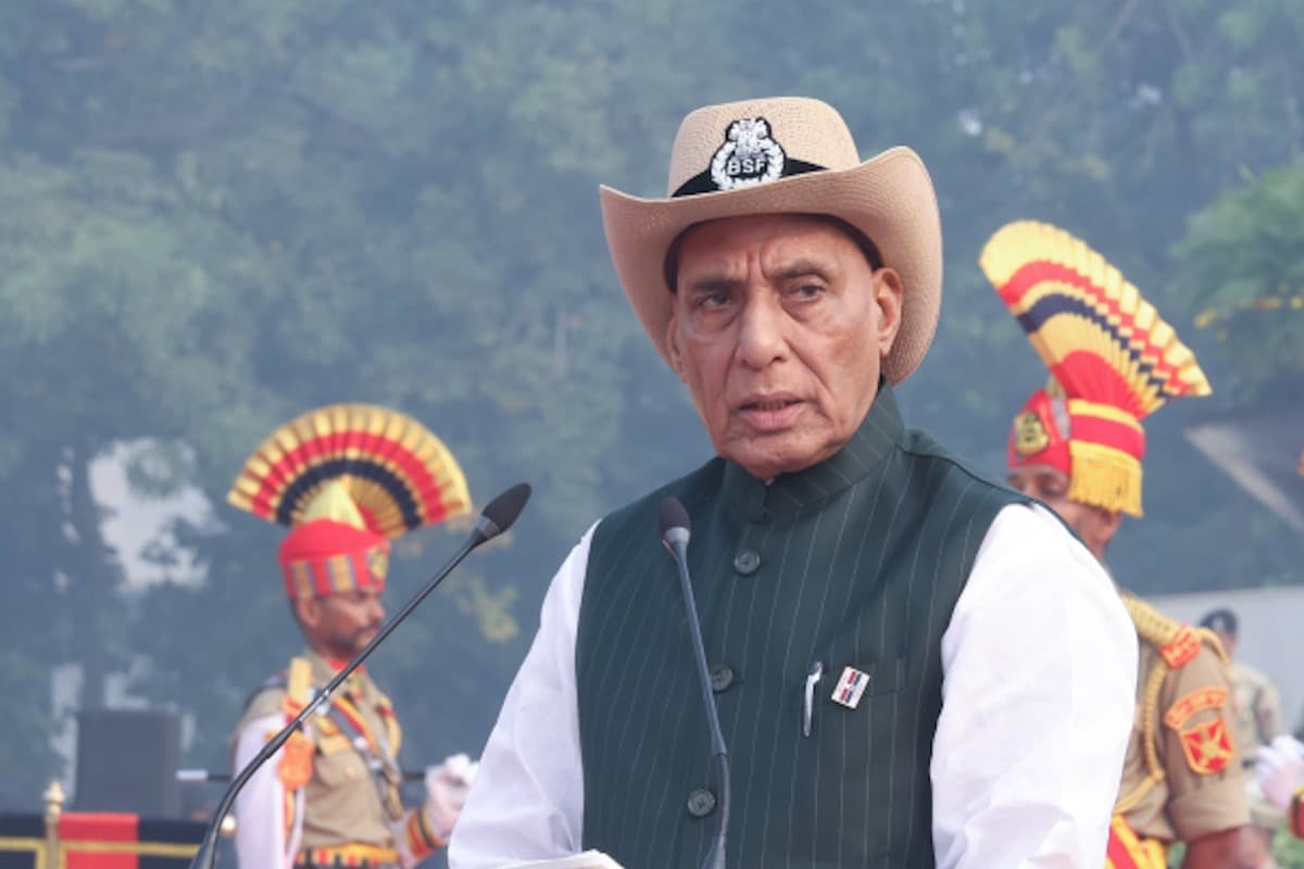 ‘माओवादी आतंकवाद अब अंतिम दौर में’, राजनाथ सिंह बोले – 2026 तक नक्सलवाद होगा समाप्त, पुलिस-सेना देश की सुरक्षा के सशक्त स्तंभ