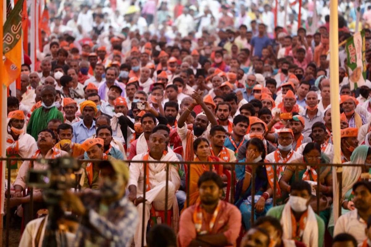 Begusarai: बेगूसराय में मोदी की जनसभा से गूंजा चुनावी बिगुल, उमड़ी जनसैलाब ने किया स्वागत