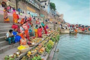 Chhath Puja 2025: गोरखपुर के घाटों पर छठ पूजा की तैयारियों और सोशल मीडिया पर रील्स की धूम