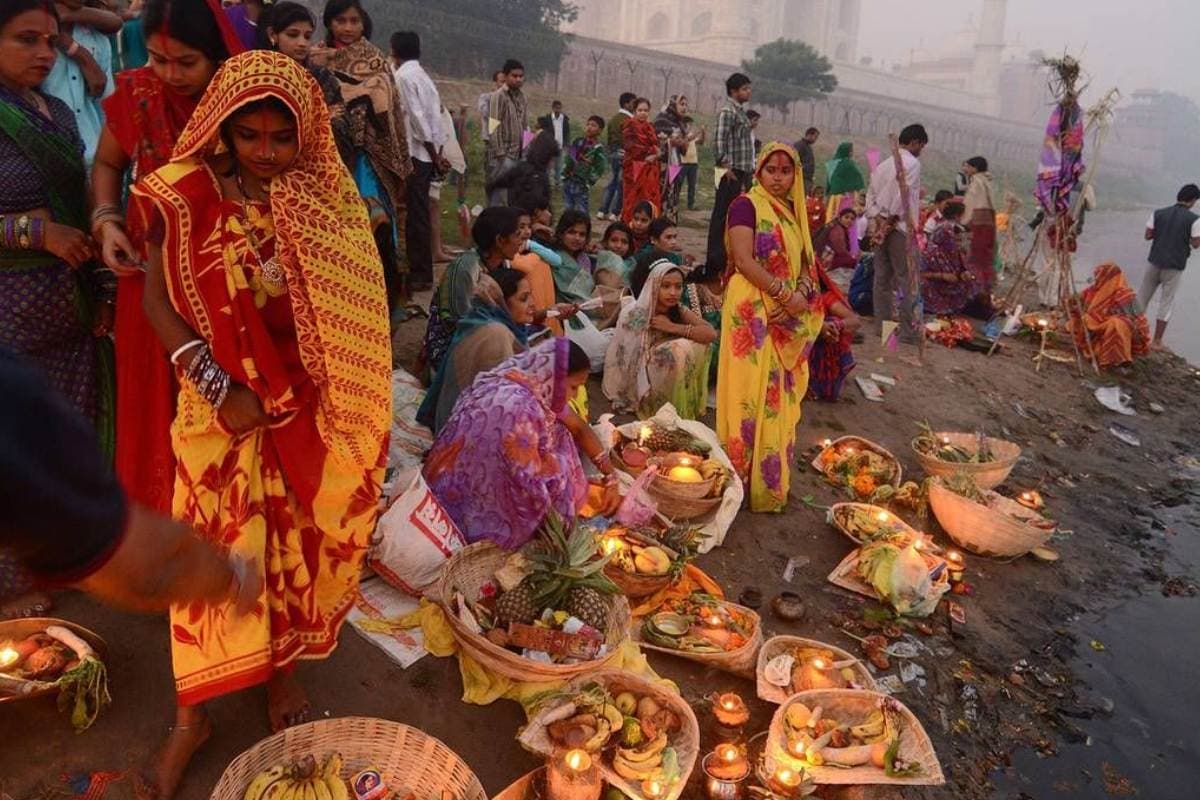 Chhath Puja 2025: घाटों पर सफाई, रोशनी और सुरक्षा के पुख्ता इंतज़ाम, नगर विकास मंत्री ने दिए सख्त निर्देश