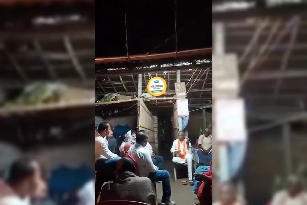 Bihar Chunav Update: भागलपुर सांसद अजय मंडल का विपक्षी प्रत्याशी के लिए प्रचार करते वीडियो वायरल, एनडीए में मची खलबली
