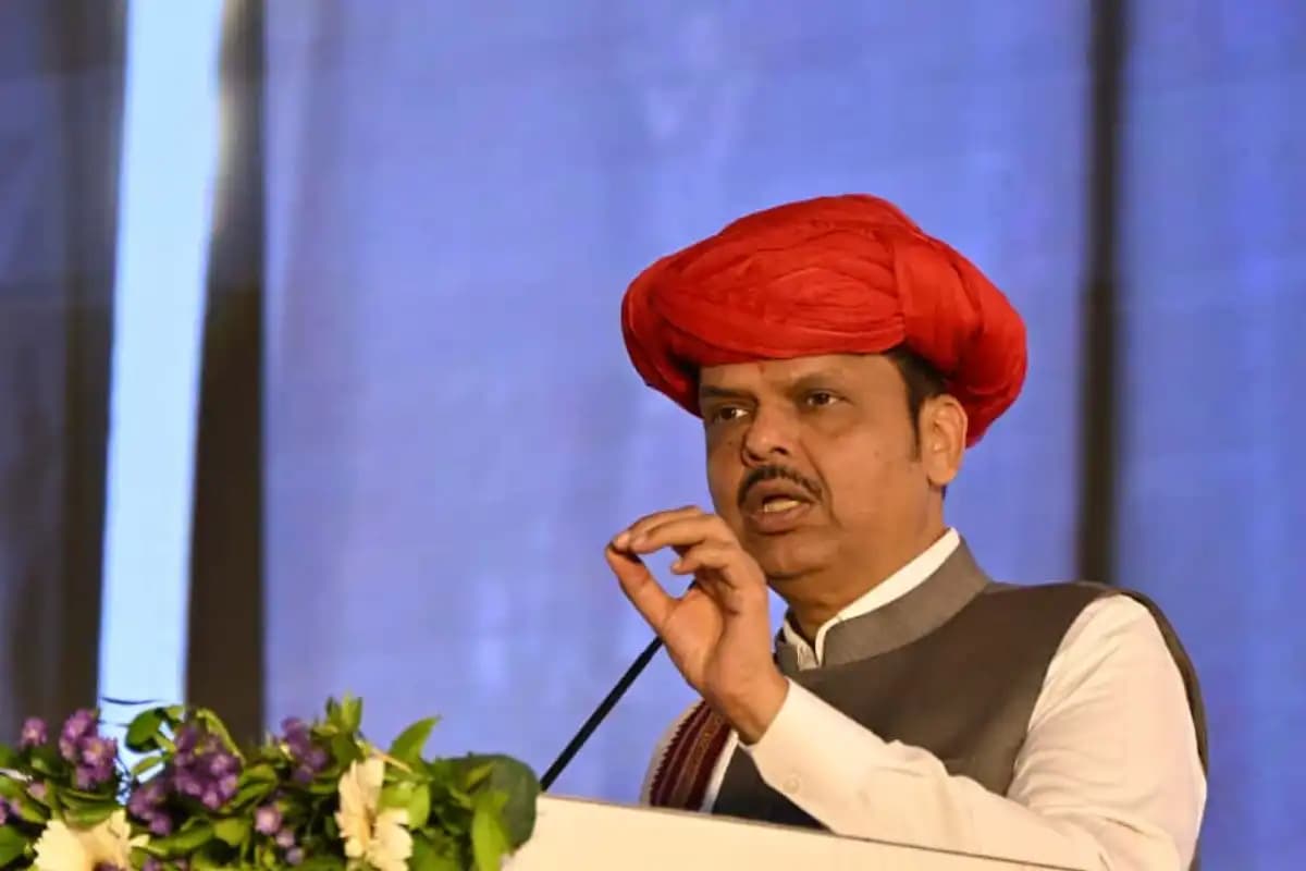 बिरसा मुंडा जयंती 2025: जनजातीय अधिकारों की रक्षा में उनके योगदान को याद करना