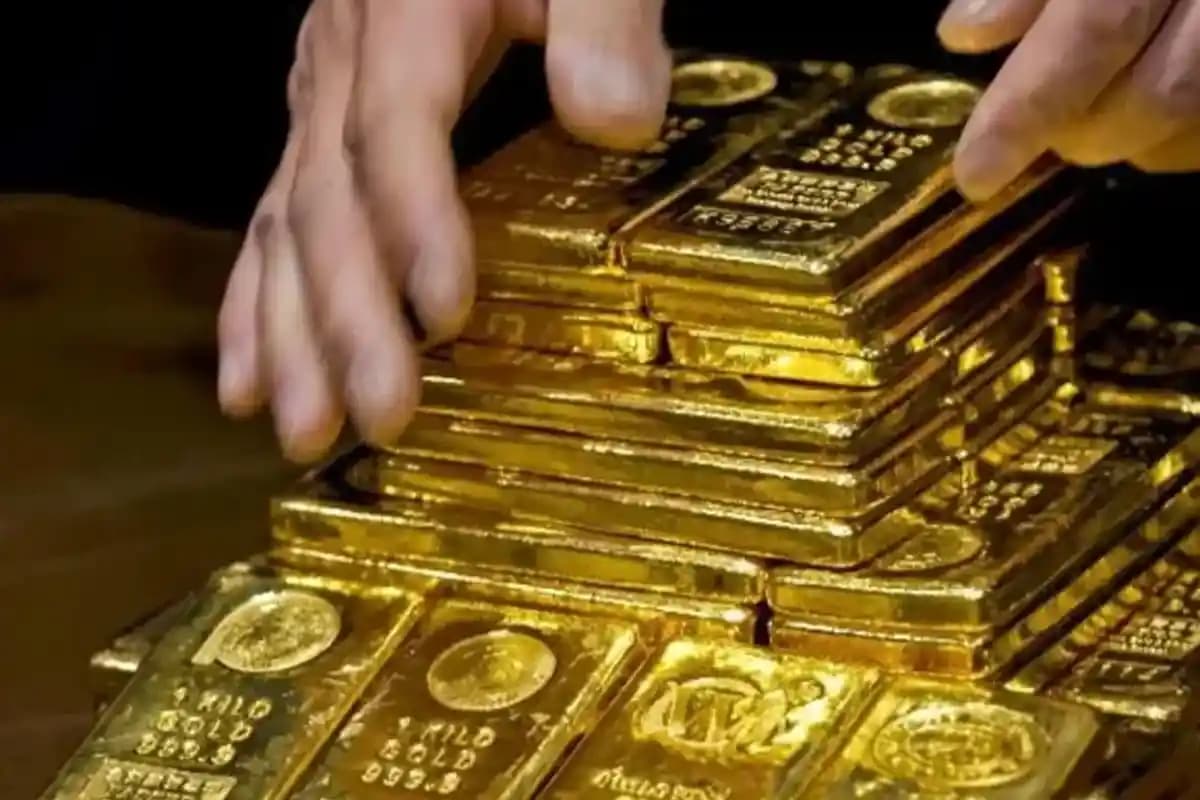 Gold Price Today: लगातार दूसरे दिन सोने के भाव में बड़ी गिरावट, जानिए अपने शहर का ताजा भाव