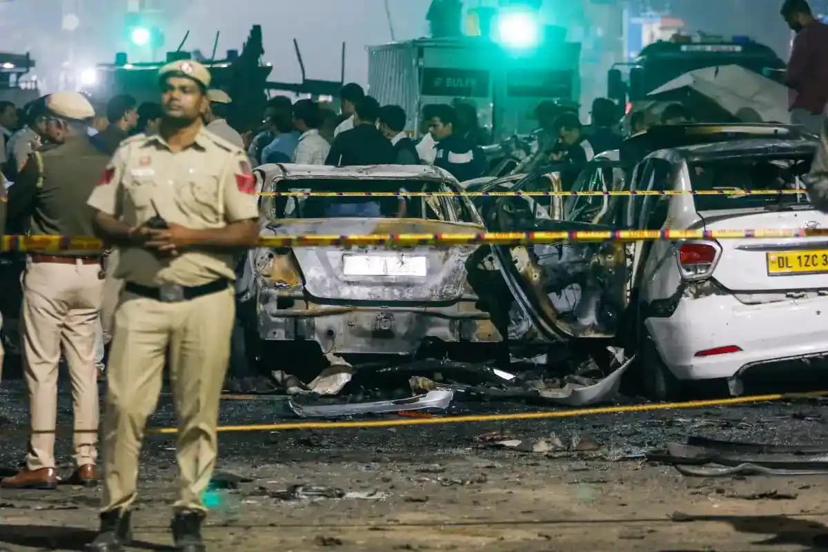 दिल्ली विस्फोट में मारे गए कश्मीरी श्रमिक का पार्थिव शरीर गांदरबल पहुंचा, गाँव में शोक की लहर