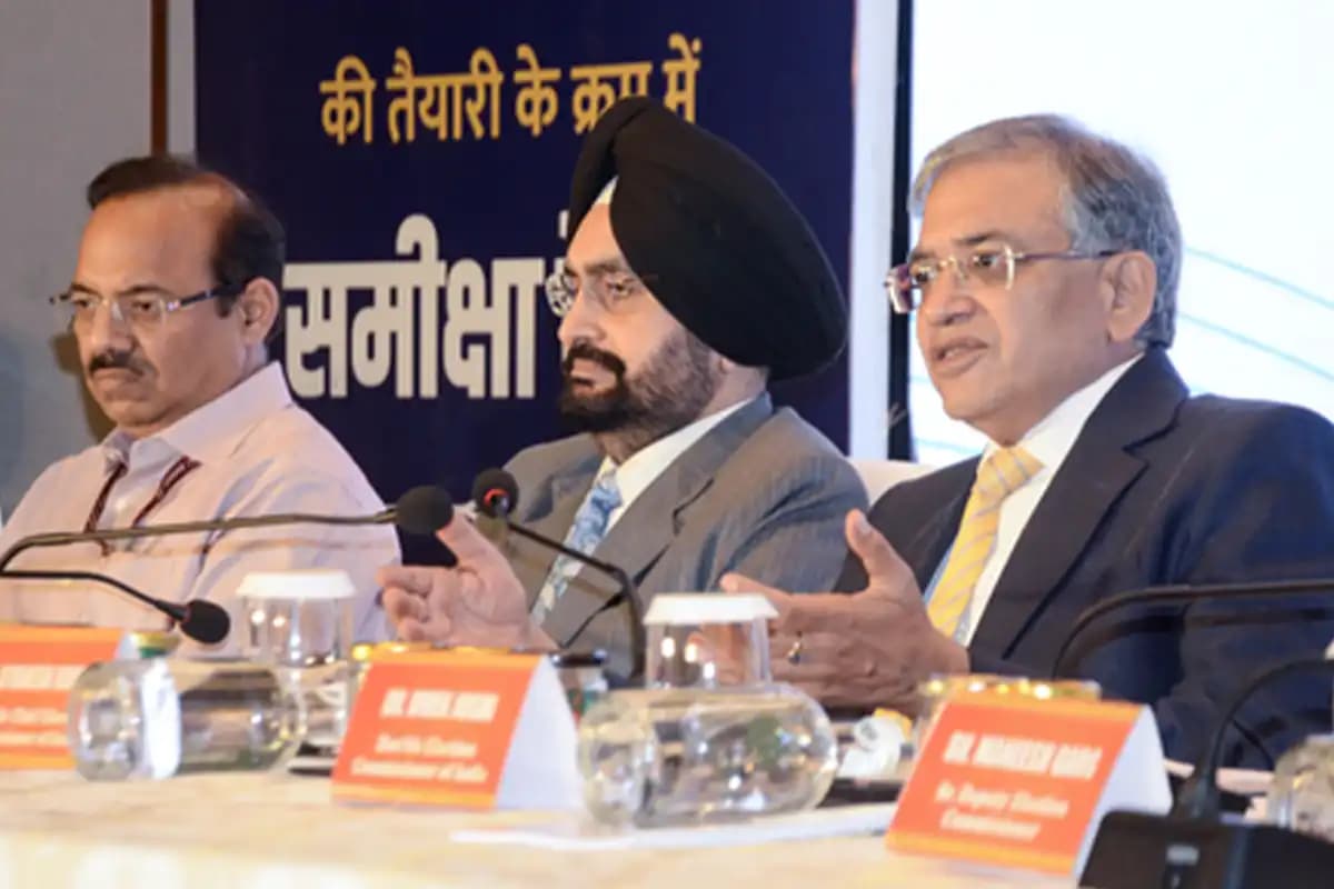 पश्चिम बंगाल में बीएलओ की आत्महत्या पर निर्वाचन आयोग सक्रिय, जलपाईगुड़ी से विस्तृत प्रतिवेदन तलब