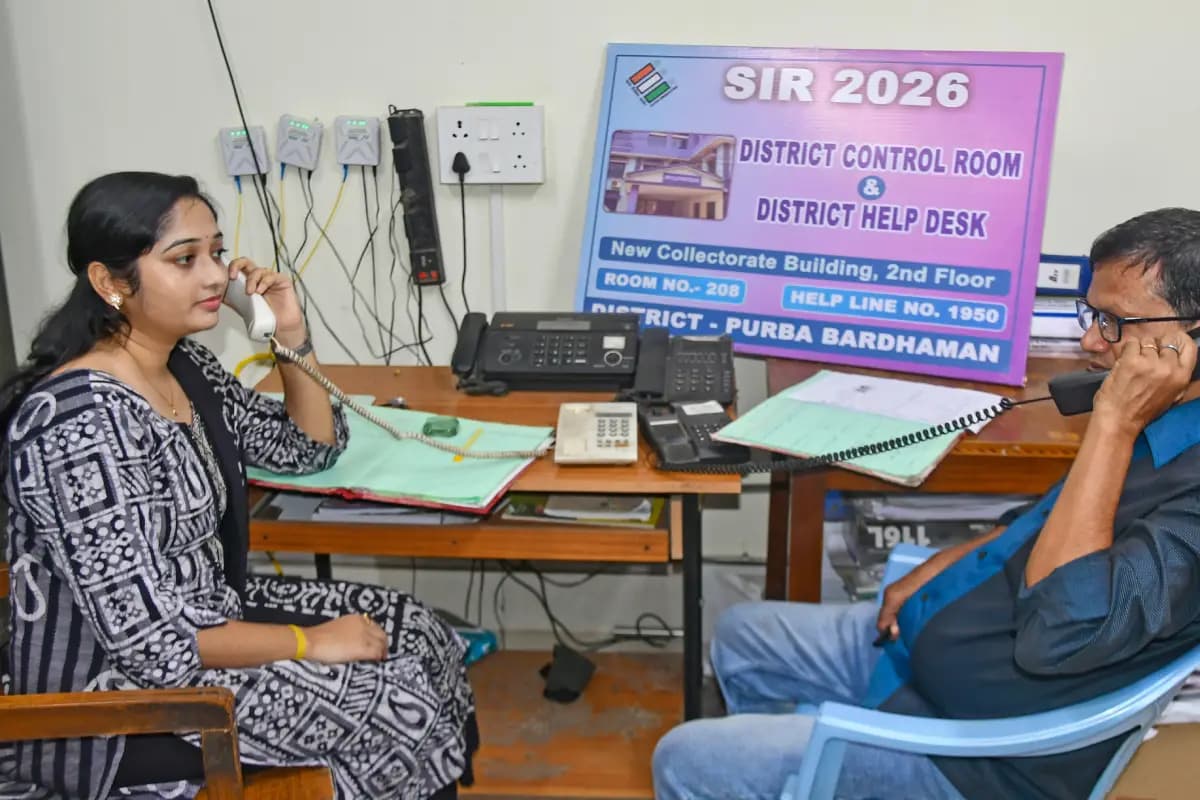 SIR Phase II में 99% मतदान सूची Form वितरित, लेकिन डिजिटलीकरण में पिछड़ाव