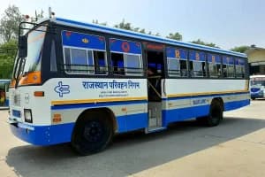 Rajasthan Bus Accident: राजसमंद में बनास नदी में गिरी यात्रियों से भरी बस, 15 लोग घायल