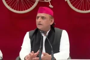 Samajwadi Party On Sir: संसद के शीतकालीन सत्र में विपक्ष करेगा एसआईआर का विरोध