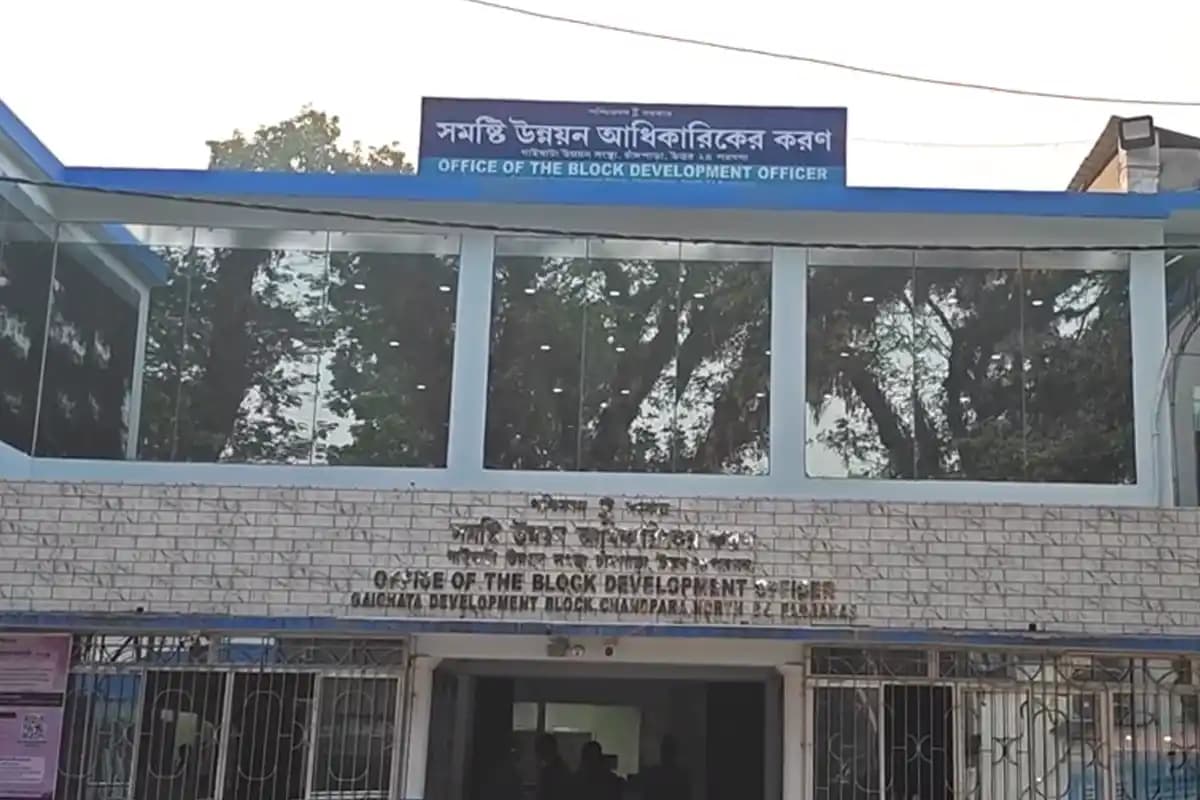 Bengal SIR: बंगाल में एसआईआर फॉर्म से खुला फर्जी वोटरों का खेल, तीन की जगह पांच बच्चे दिखाए गए