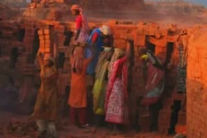 MGNREGA Scrapped: मोदी सरकार द्वारा महात्मा गांधी के नाम को हटाने का प्रयास, कांग्रेस का विरोध