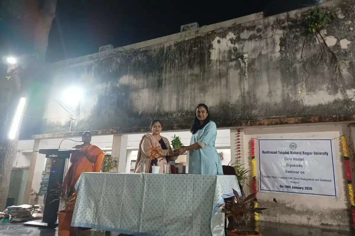 नागपुर में छात्राओं के लिए मानसिक स्वास्थ्य और तनाव प्रबंधन पर विशेष कार्यशाला आयोजित