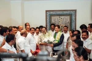 Dhinakaran NDA Return: धीनाकरन की एनडीए में वापसी, पलानीस्वामी के साथ नौ साल पुरानी दुश्मनी खत्म