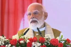 PM Modi Thiruvananthapuram Visit: तीन अमृत भारत एक्सप्रेस ट्रेनों का शुभारंभ, कई विकास परियोजनाएं लॉन्च