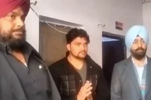 Golden Temple Pool Incident: गाजियाबाद पुलिस ने पवित्र सरोवर में अपमान करने वाले को किया गिरफ्तार