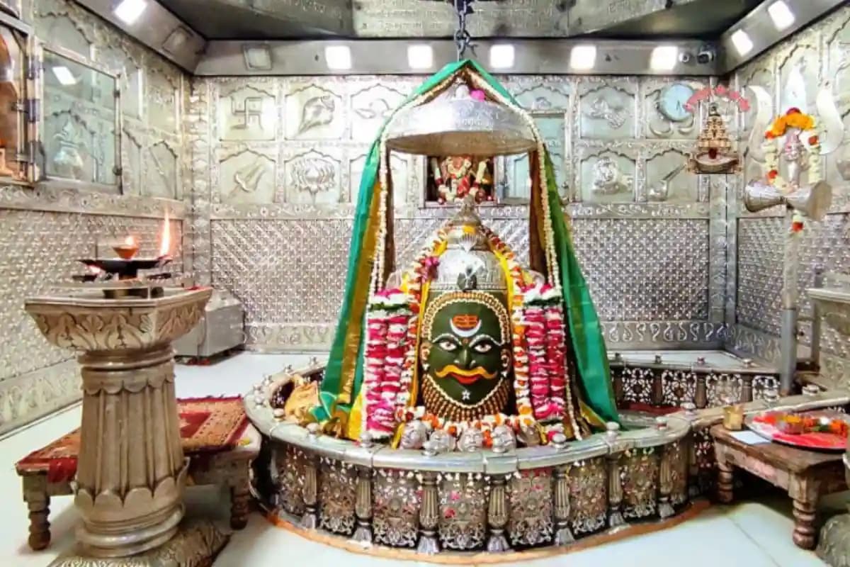 महाकाल मंदिर में संध्या-शयन आरती के लिए शुरू हुई ऑनलाइन बुकिंग, अब 250 रुपये में विशेष दर्शन