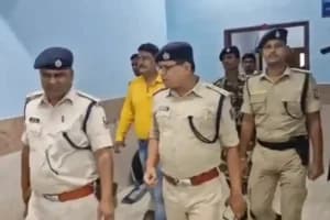 Lakadganj Police Attack: नागपुर में विधायक दटके के कार्यकर्ता ने पुलिस पर हमला किया