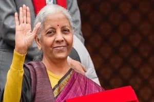 1 अप्रैल से लागू होगा नया इनकम टैक्स सिस्टम, आम जनता को नहीं मिली कोई राहत