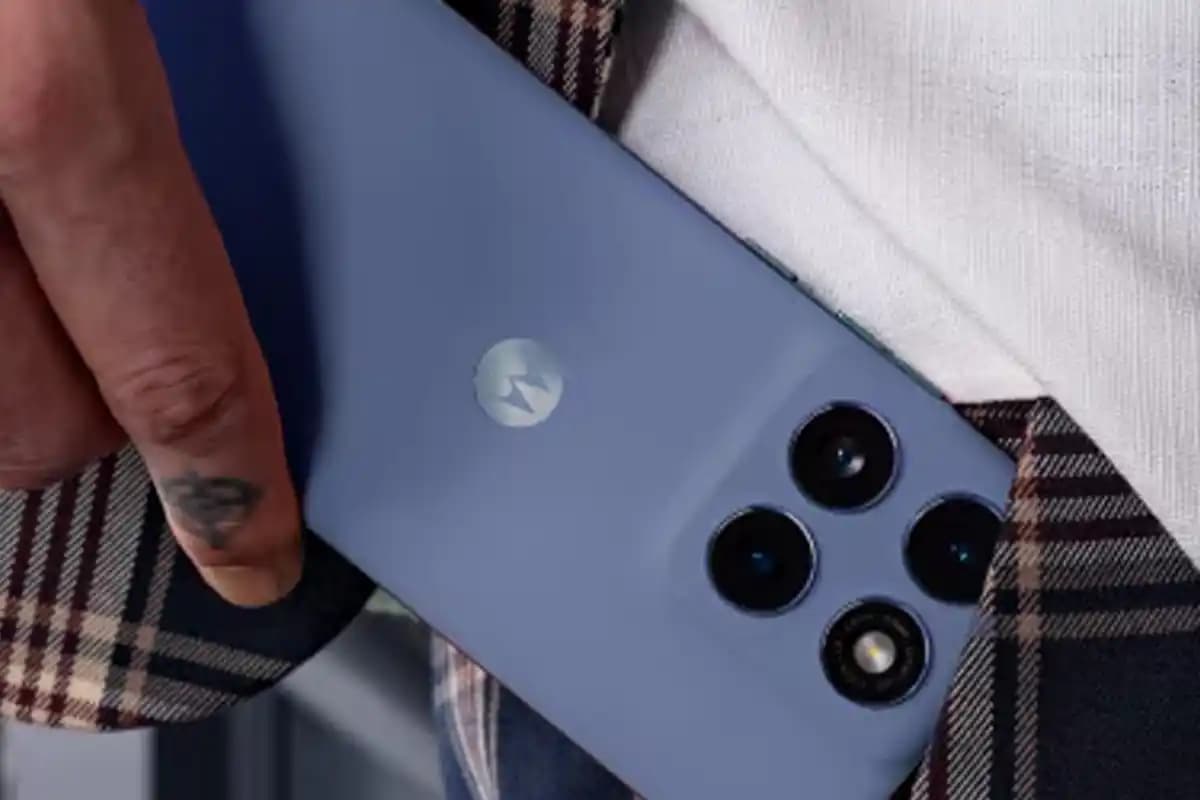 Motorola Edge 60 Fusion का नया वेरिएंट 19,999 रुपये में आज से बिक्री के लिए तैयार