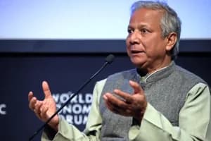 Bangladesh Yunus Government Protest: बांग्लादेश में सरकारी कर्मचारियों का हंगामा, यूनुस के आवास पर धरना