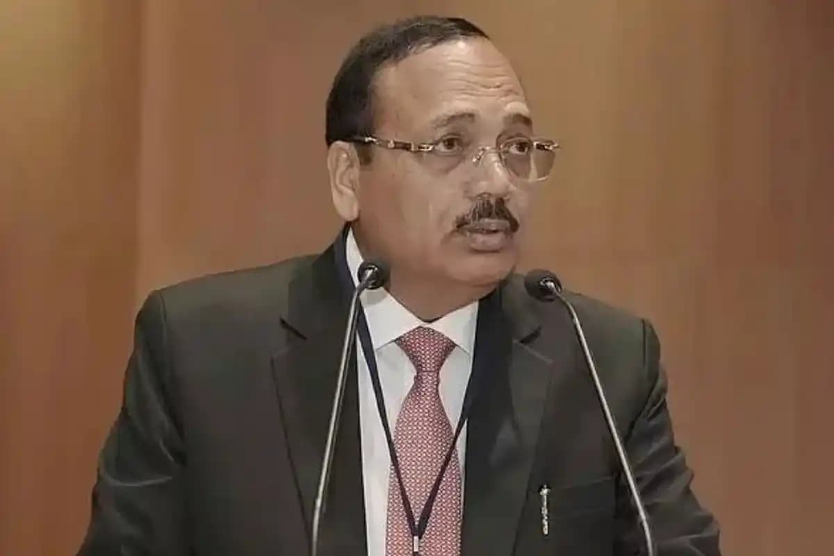 सुप्रीम कोर्ट में वकील की मारपीट की शिकायत, CJI सूर्यकांत ने दिल्ली हाईकोर्ट में शिकायत दर्ज कराने का दिया आदेश