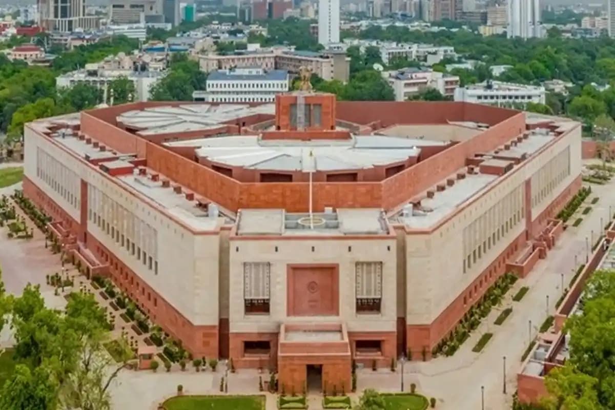 संसद में बजट पर बहस: चिदंबरम ने उठाए अर्थव्यवस्था की विकास दर पर सवाल