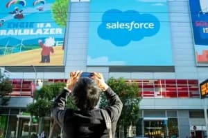 Salesforce Layoffs: AI के नाम पर करीब 1000 कर्मचारियों की नौकरी गई, बड़ा फेरबदल