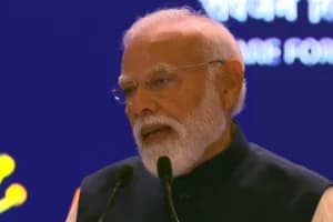 AI Impact Summit 2026: पीएम मोदी ने कहा- ‘हम बनाते भी हैं, अपनाते भी हैं’