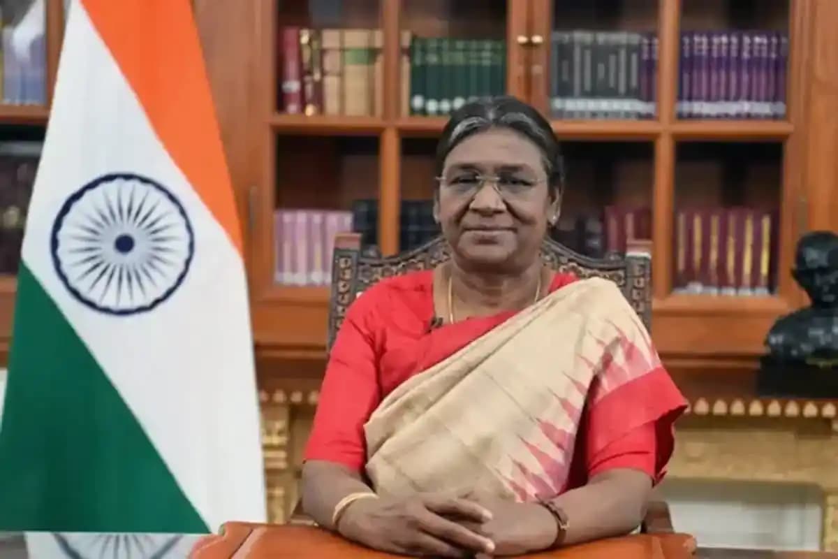 National News: राष्ट्रपति द्रौपदी मुर्मू 24 से 27 फरवरी तक तीन राज्यों का करेंगी दौरा, स्वास्थ्य और सांस्कृतिक कार्यक्रमों में लेंगी हिस्सा