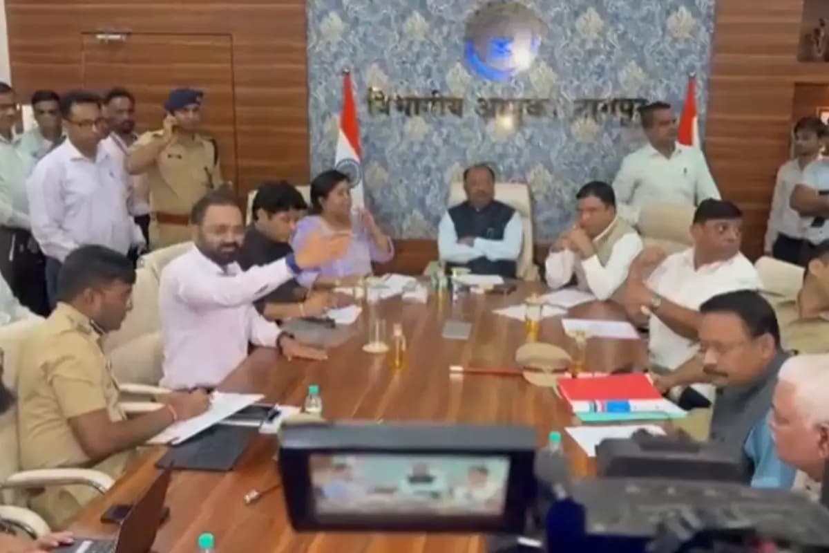 Nagpur serial blast deaths compensation: मृतकों की संख्या 18 हुई, पालक मंत्री ने बुलाई आपात बैठक, 5 लाख मुआवजे का ऐलान