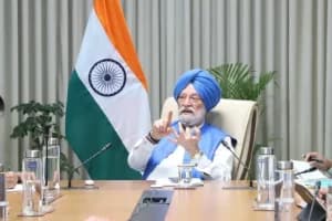 India lockdown rumors: इरान युद्ध के बीच भारत में लॉकडाउन अफवाहें गलत, सरकार का स्पष्ट संदेश