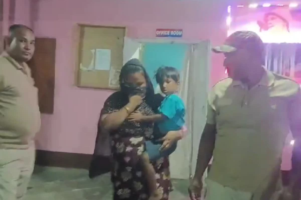 नगांव में महिला तस्कर गिरफ्तार, 17 कंटेनरों में मिला मादक पदार्थ