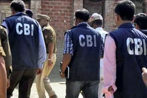 NEET पेपर लीक जांच में CBI की बड़ी कार्रवाई, नागपुर के दो परीक्षार्थियों के घर छापेमारी