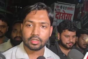 खान सर की बढ़ी मुश्किलें! परिवार के सदस्यों ने लगाये कई गंभीर आरोप