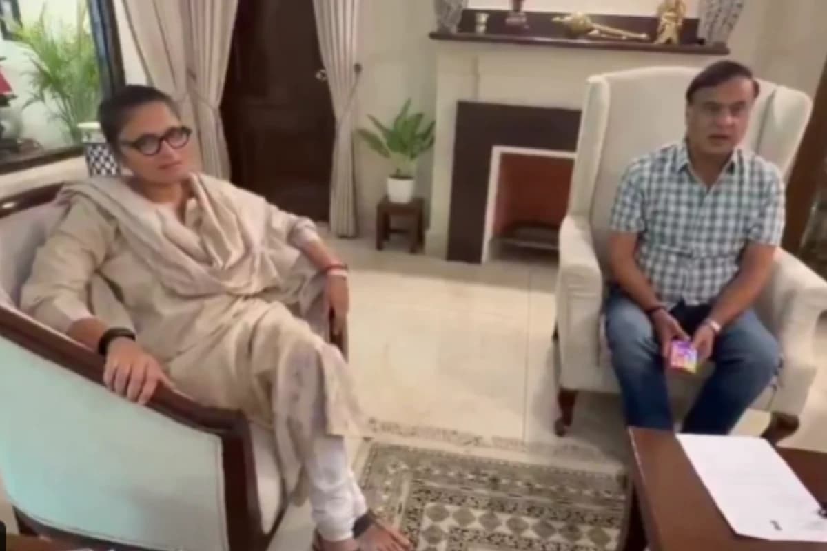 TMC में बढ़ी अंदरूनी कलह! राज्यसभा सांसद सुष्मिता देव ने छोड़े सभी पद, बीजेपी में जाने की अटकलें तेज