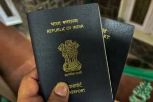 Passport है, लेकिन क्या इससे भारतीय नागरिकता साबित हो जाती है? विदेश मंत्रालय के बयान के बाद छिड़ी बहस