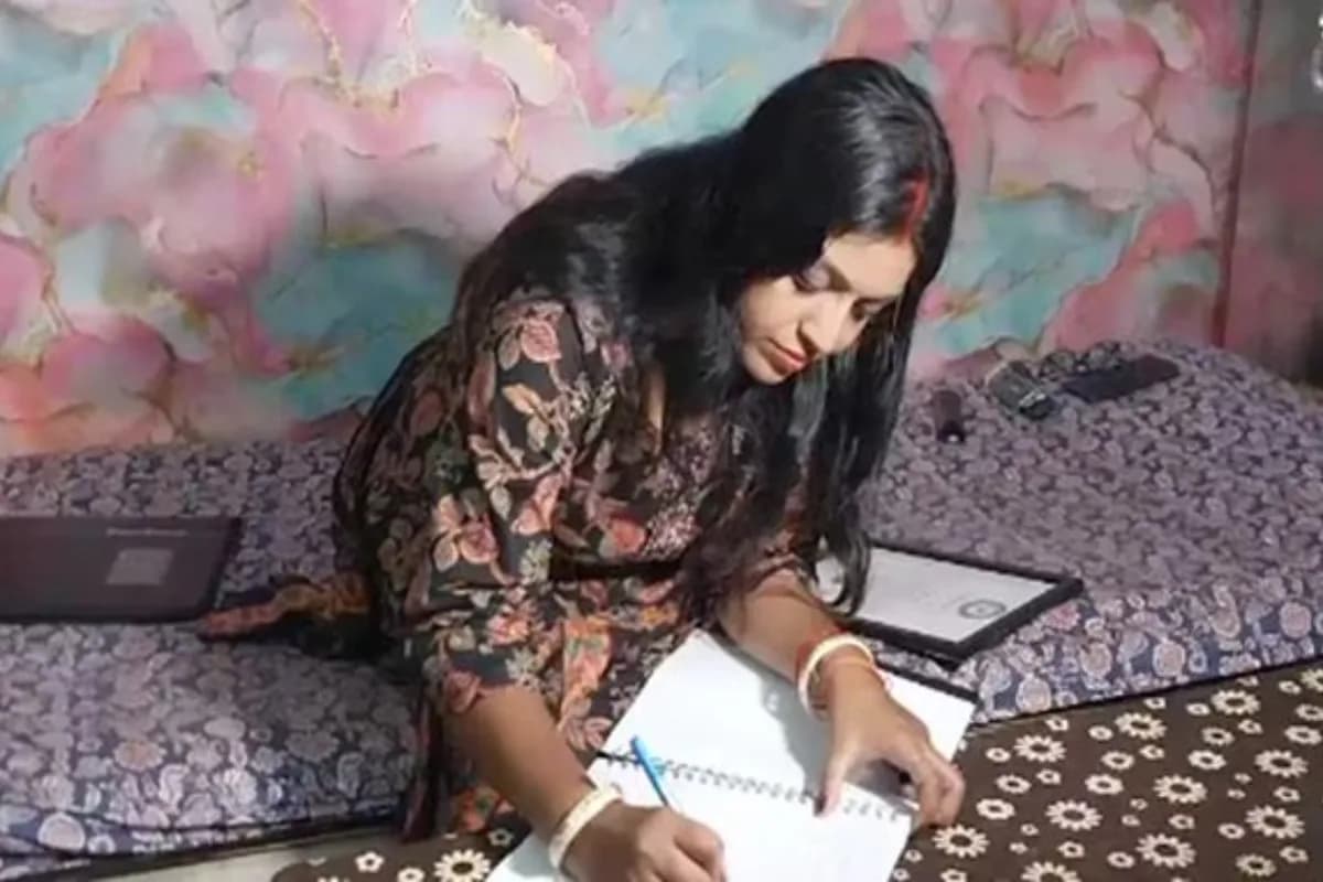 झारखंड: रांची की बेटी डॉ. मेघा रानी ने बनाया विश्व रिकॉर्ड, 120 मिनट में लिखे 120 पन्ने