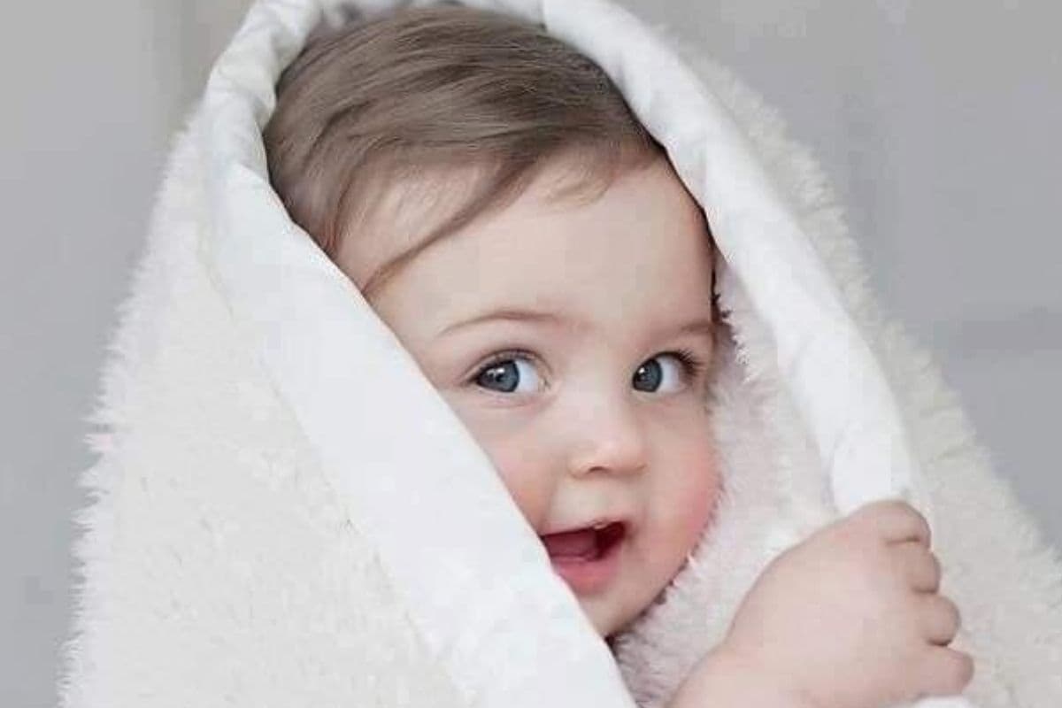 Cute Baby Names: आपके नन्हे मेहमान के लिए सबसे यूनिक और क्यूट नाम
