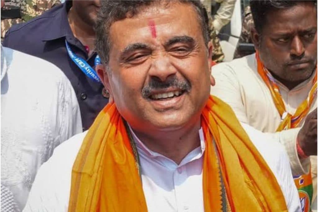 Suvendu Adhikari Pay Commission: पश्चिम बंगाल के सरकारी कर्मचारियों के लिए बड़ी खबर! नबन्ना ने 7वें वेतन आयोग के लिए नियम व शर्तें तय कीं।