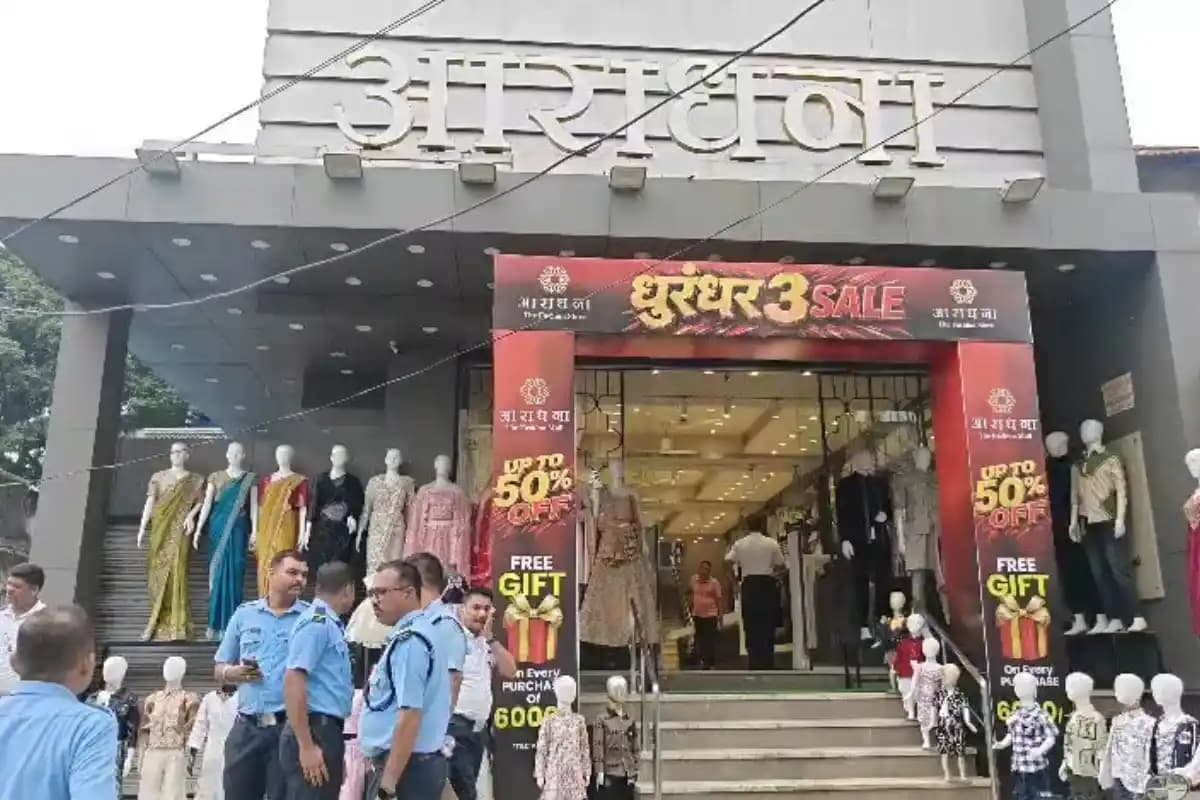 नागपुर के आराधना द फैशन मॉल पर एनएमसी की कार्रवाई, नियमों और दस्तावेजों की जांच