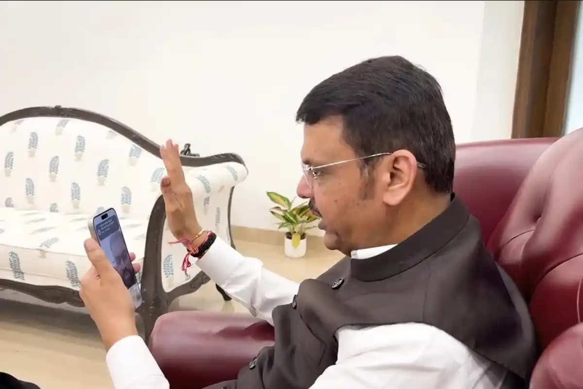 नेपाल में फंसे नागपुर के 106 यात्रियों की सुरक्षित वापसी का रास्ता साफ, दानापुर के लिए हुए रवाना