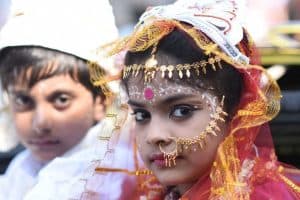 Kolkata Child Marriage Cases: कोलकाता के दक्षिण-पूर्व और भांगड़ पुलिस डिवीजन में बाल विवाह के बढ़ते मामलों से लालबाजार चिंतित है। पुलिस आयुक्त ने निगरानी, डाटा जुटाने और जागरूकता अभियान के निर्देश दिए।