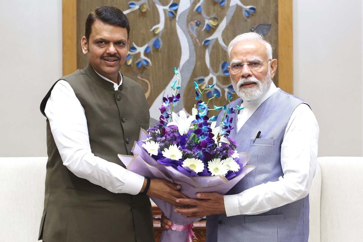 मुख्यमंत्री देवेंद्र फडणवीस की प्रधानमंत्री मोदी से बैठक: महाराष्ट्र में राहत और विकास योजनाओं पर चर्चा