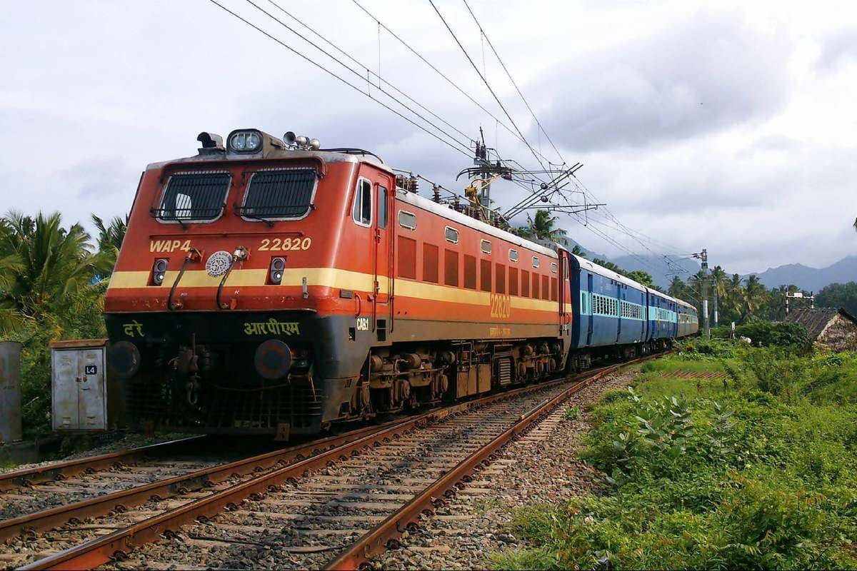 RRB NTPC New Vacancy 2025:रेलवे ने निकाली 8,875 भर्तियां, देखें पात्रता, आयु सीमा और आवेदन प्रक्रिया