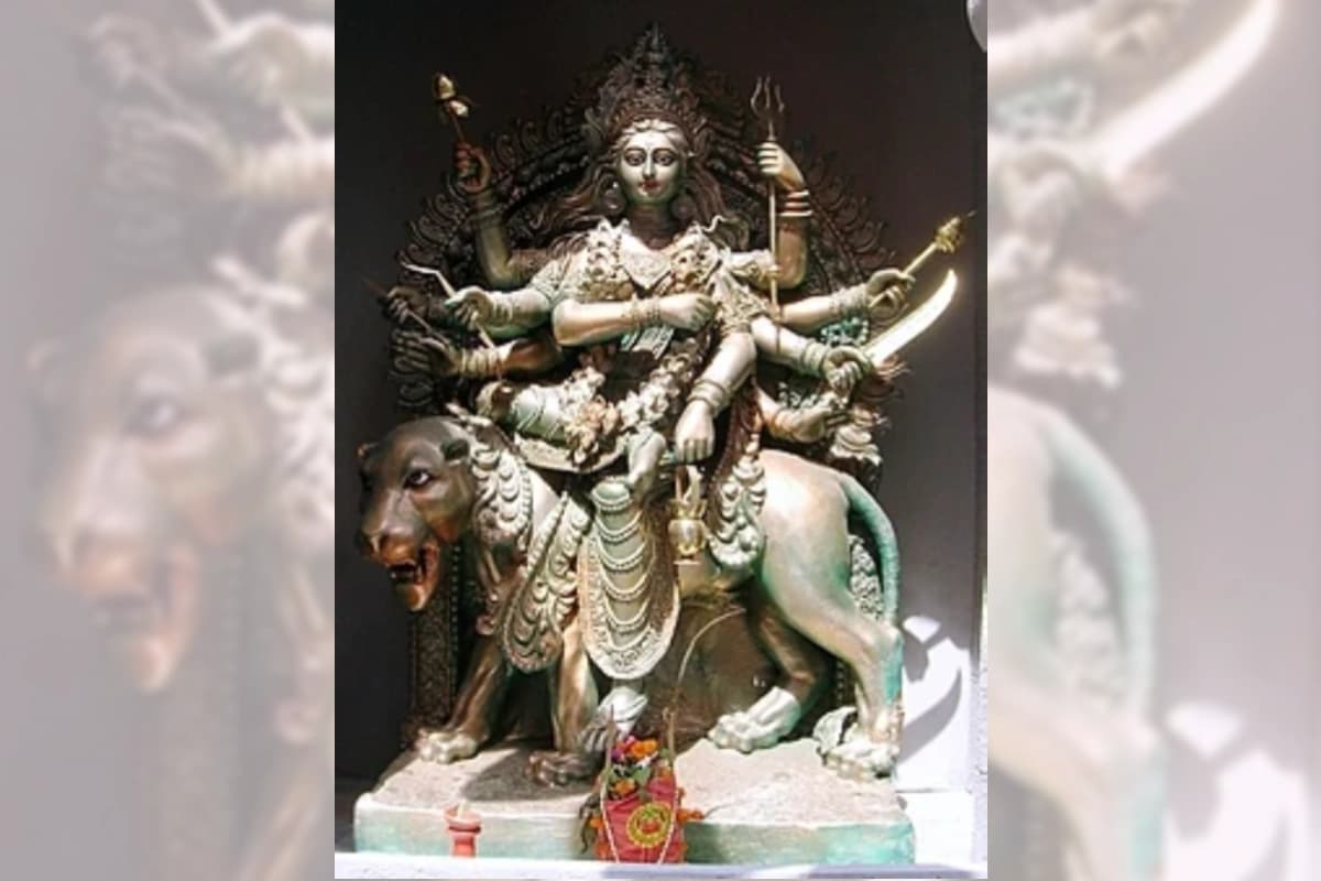 Shardiya Navratri 2025 Day 3: मां चंद्रघंटा की पूजा विधि, प्रिय भोग और शुभ रंग