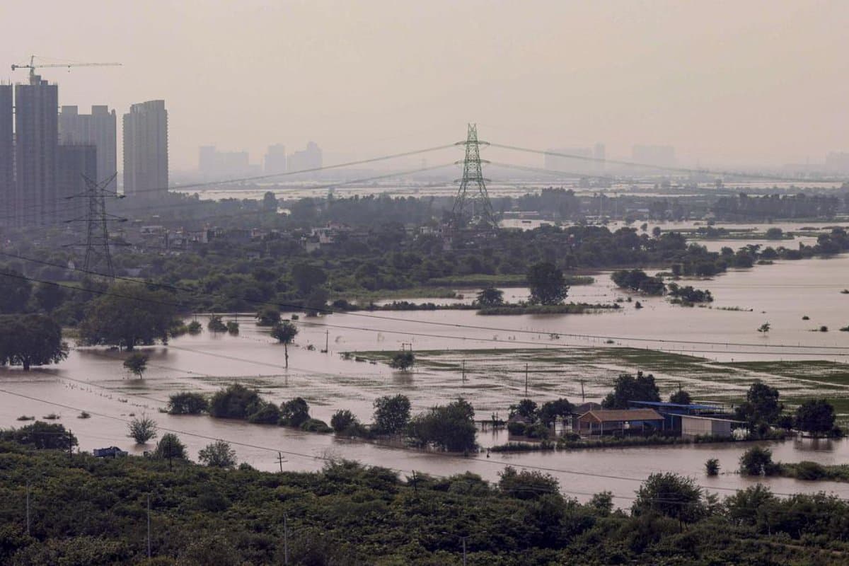 Yamuna Water Level Delhi: यमुना 207 मीटर से नीचे, लेकिन खतरे के निशान से ऊपर — राहत कार्य जारी