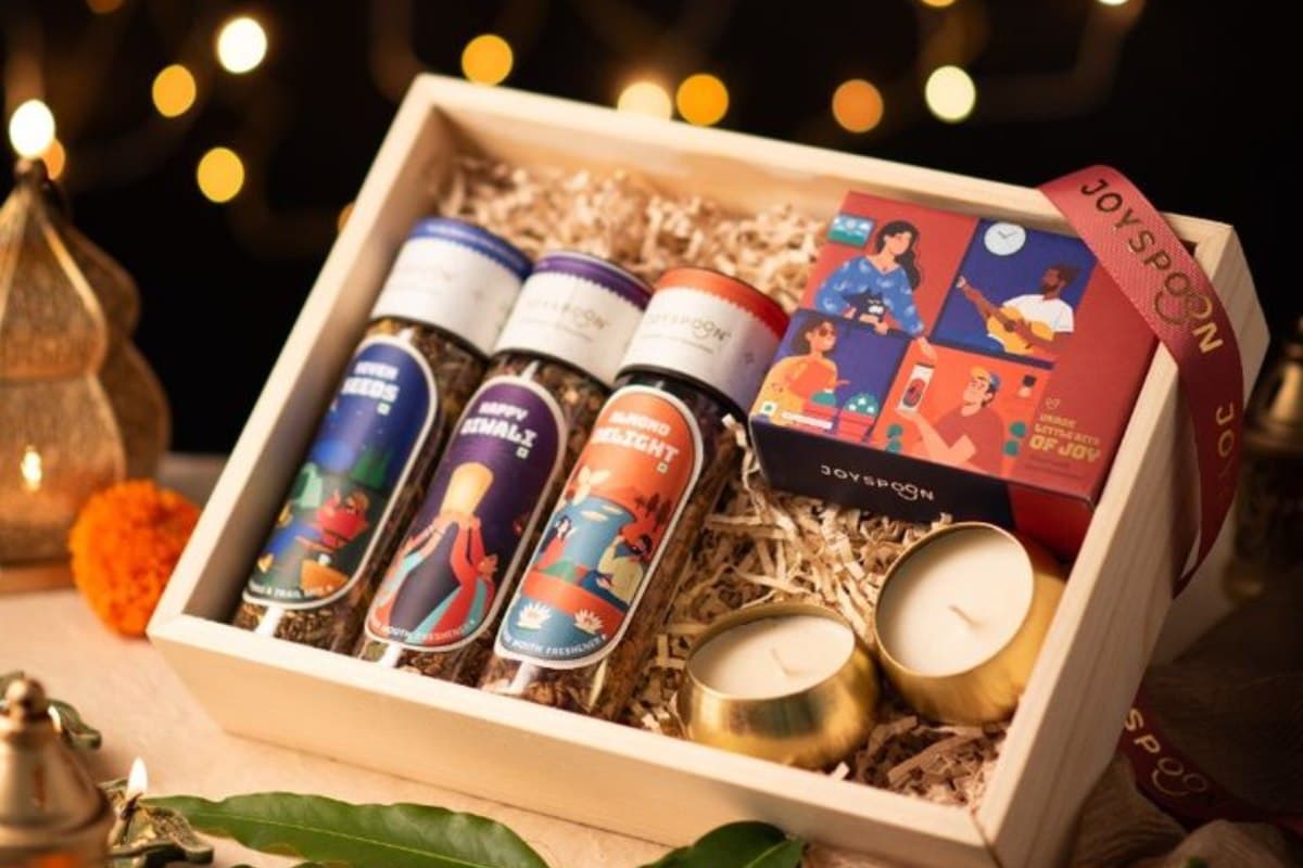 Diwali 2025 Gifts: खुशियों का त्योहार और उपहारों का सही चुनाव