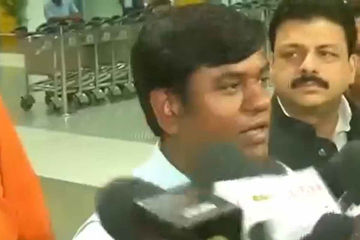 महागठबंधन की ‘रोग-स्थिति’ पर मुकेश सहनी का बड़ा बयान: “इलाज दिल्ली में होगा, लौटकर स्वस्थ बनकर लौटेंगे”