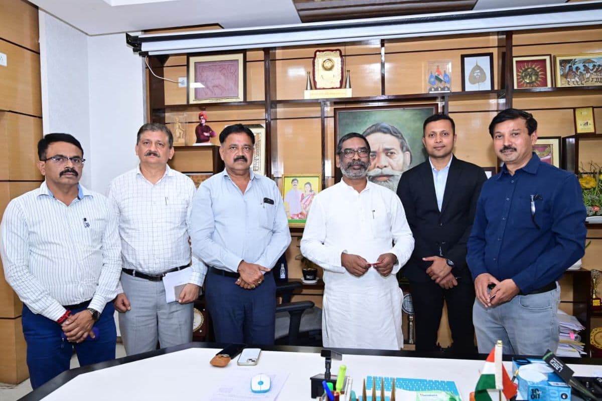 झारखंड को मिलेगा पहला टाइगर सफारी, मुख्यमंत्री हेमन्त सोरेन ने देखी परियोजना की प्रस्तुति