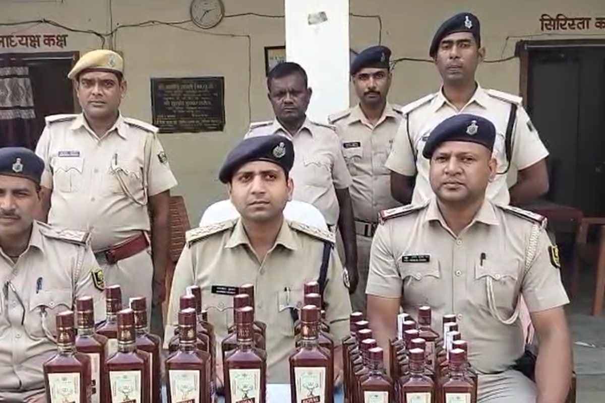 बाईपास थाना क्षेत्र में दो अपराधी 72 लीटर अवैध विदेशी शराब के साथ गिरफ्तार, एक का आपराधिक इतिहास उजागर